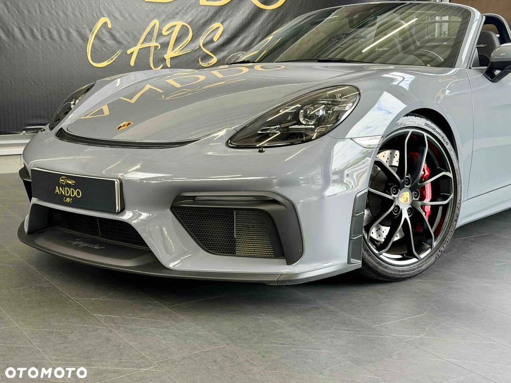 Porsche 718 Spyder - 27