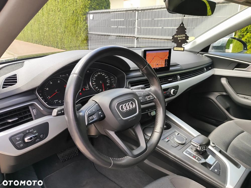 Audi A4 Limousine 2.0 TDI ultra S tronic design - 10