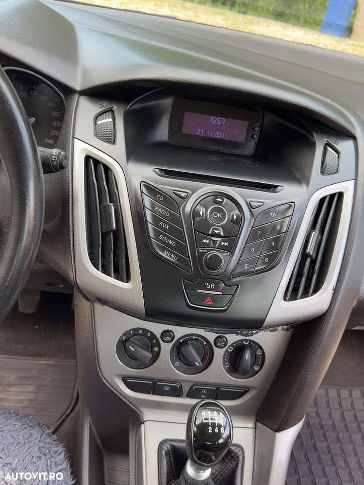 Ford Focus 1.6 TDCI DPF Trend - 6