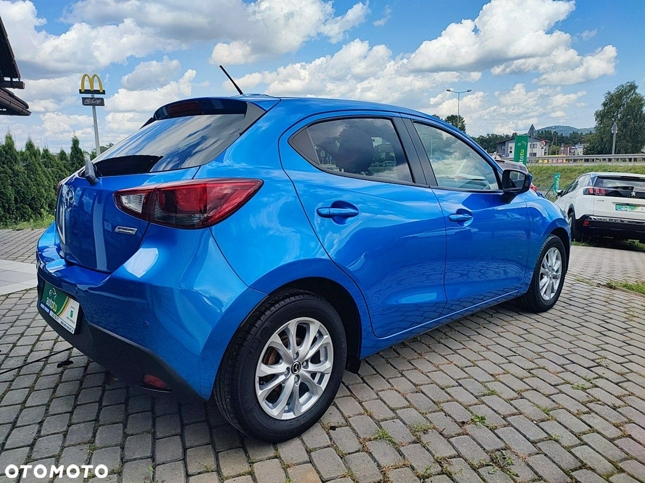 Mazda 2 SKYACTIV-G 90 Exclusive-Line - 34