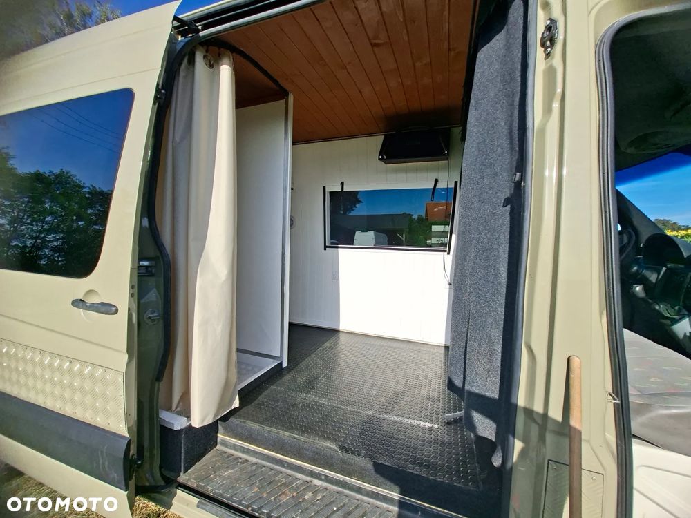 Volkswagen Crafter - 13