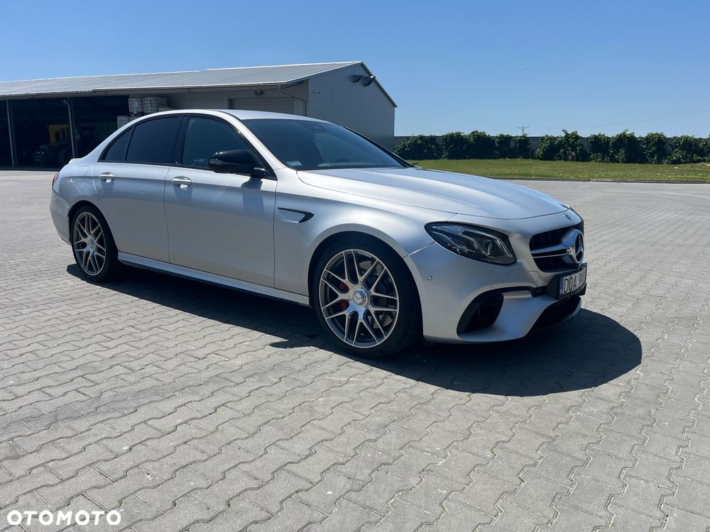 Mercedes-Benz Klasa E - 1