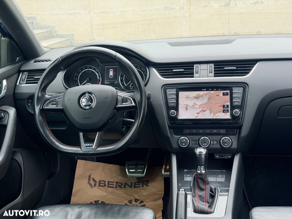 Skoda Octavia 2.0 TDI DSG RS - 7