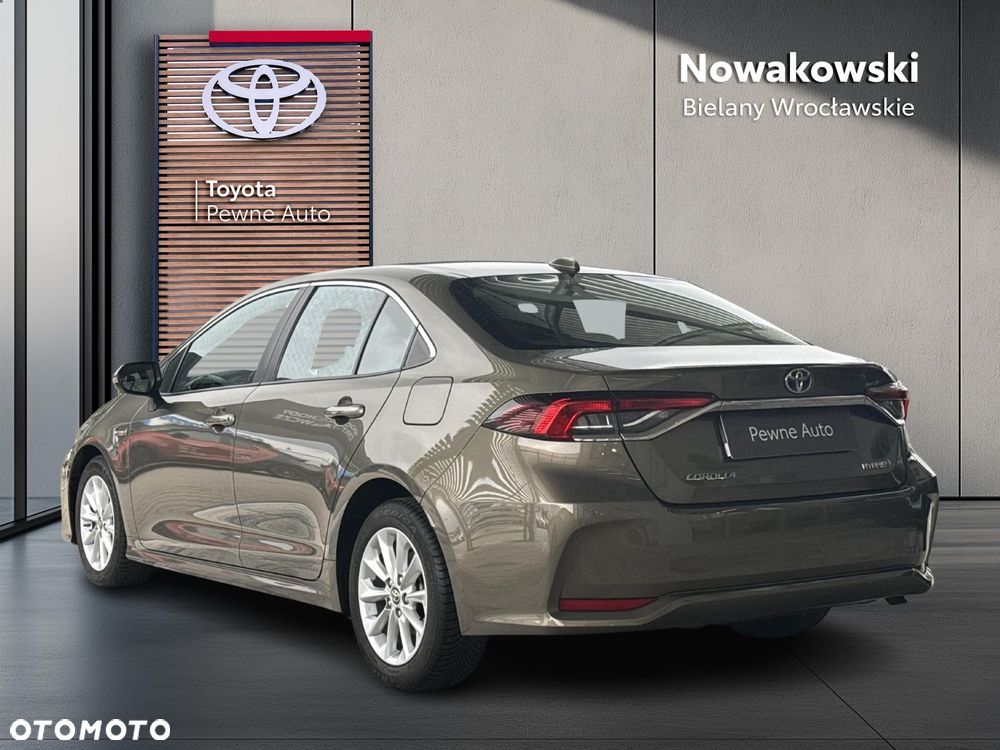 Toyota Corolla 1.8 Hybrid Comfort - 3