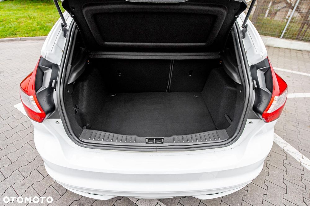 Ford Focus - 17