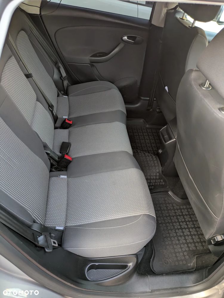 Seat Altea XL 1.6 TDI DPF CR Ecomotive Style - 32