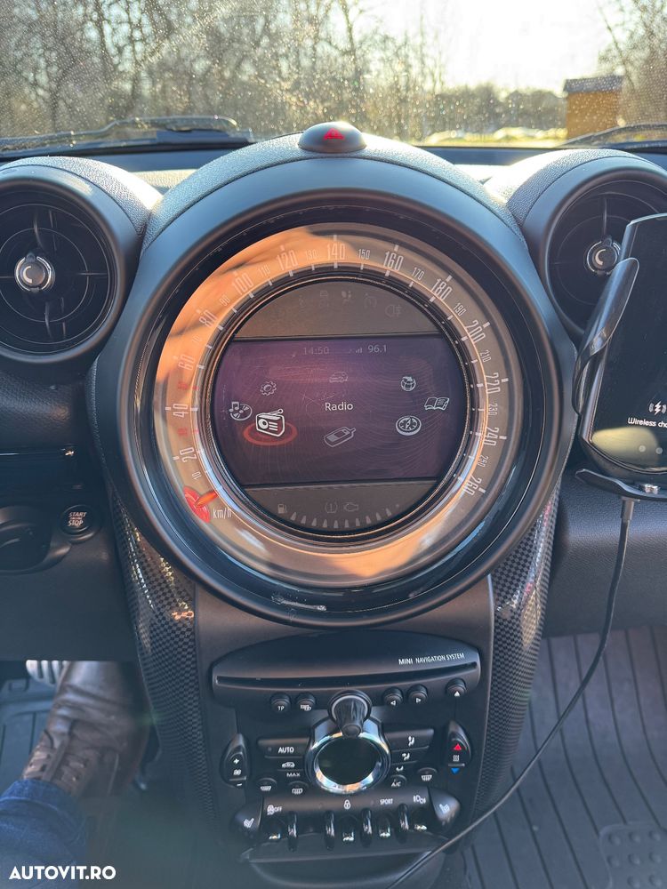 Mini Countryman - 12