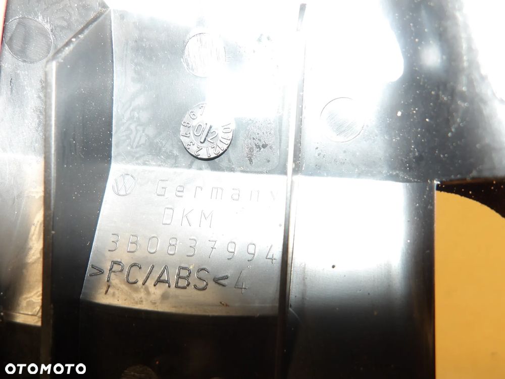 PASSAT B5 FL SEDAN 1.9TDI GŁOSNIK DRZWI TRÓJKĄT PRAWY LEWY 3B0837993 - 8