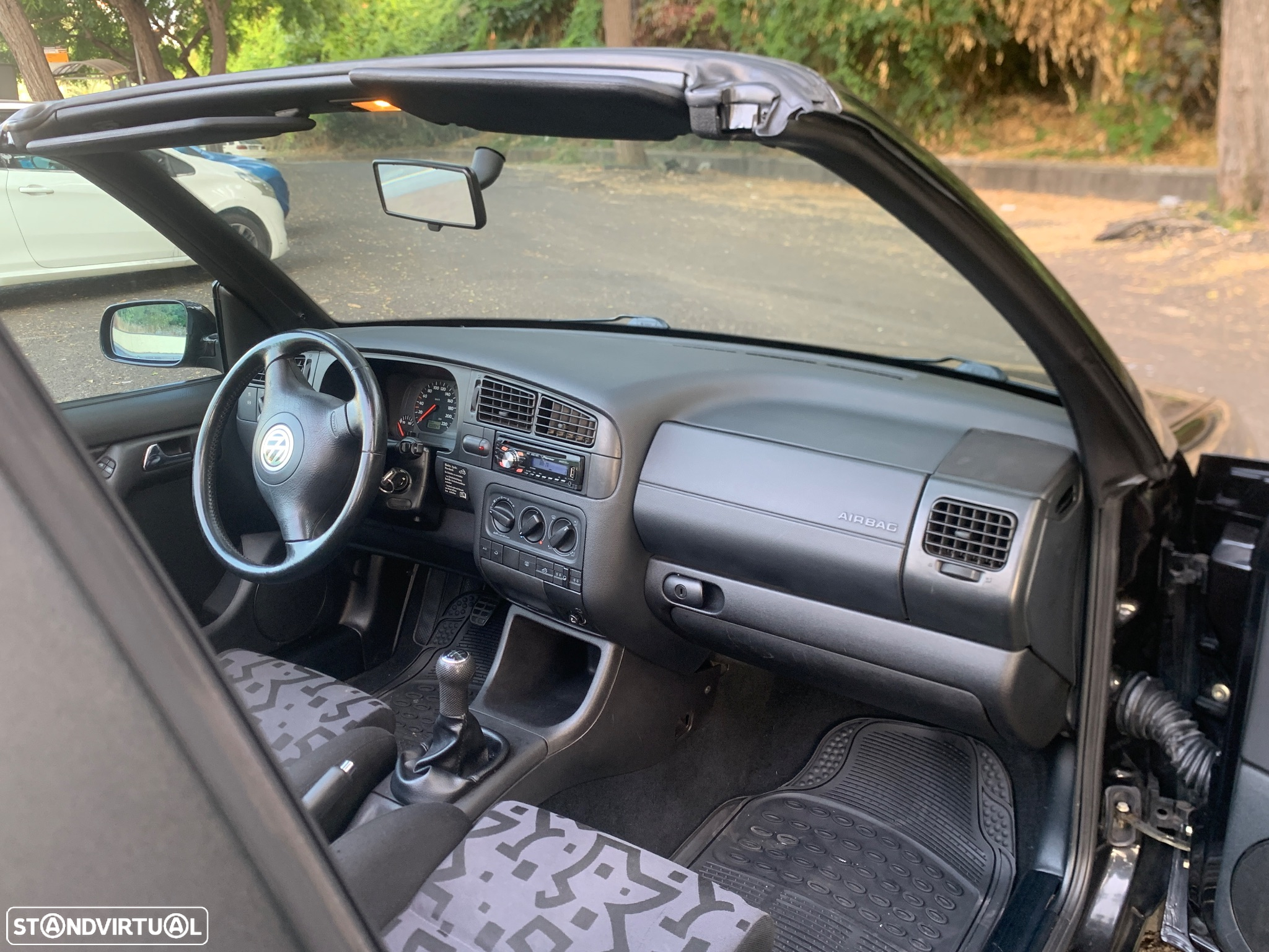 VW Golf Cabriolet 1.6 - 13