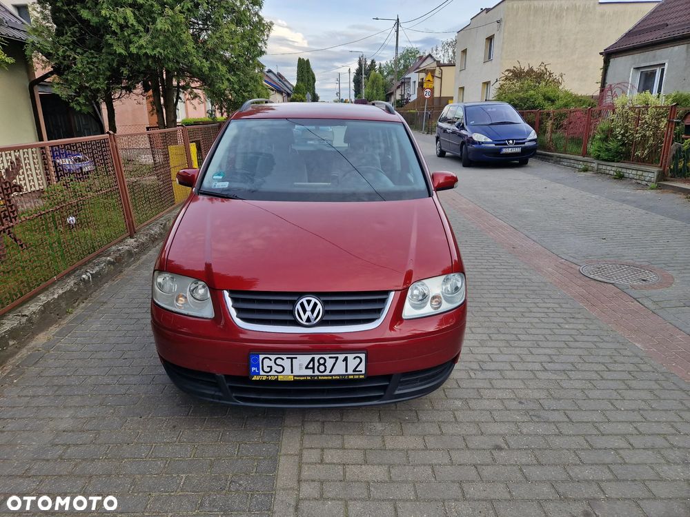 Volkswagen Touran - 5