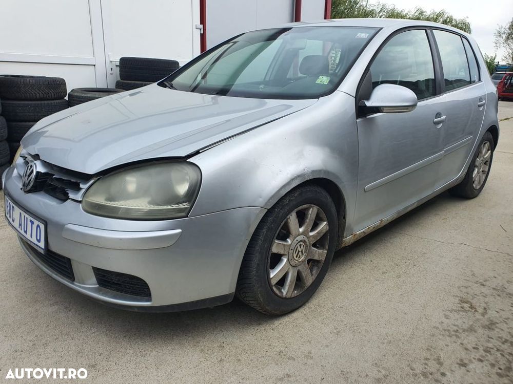 USA VW GOLF 5 S.F - 1