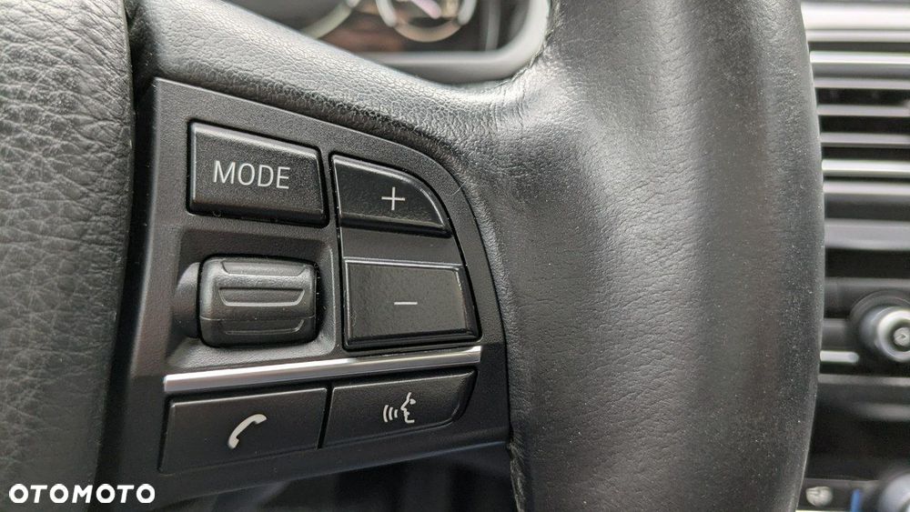 BMW Seria 5 - 32