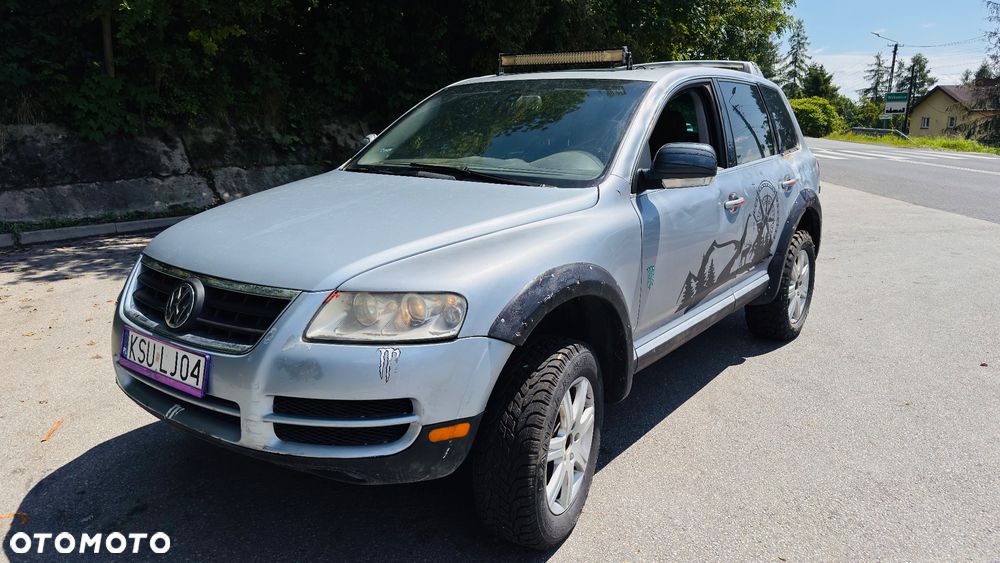 Volkswagen Touareg - 1