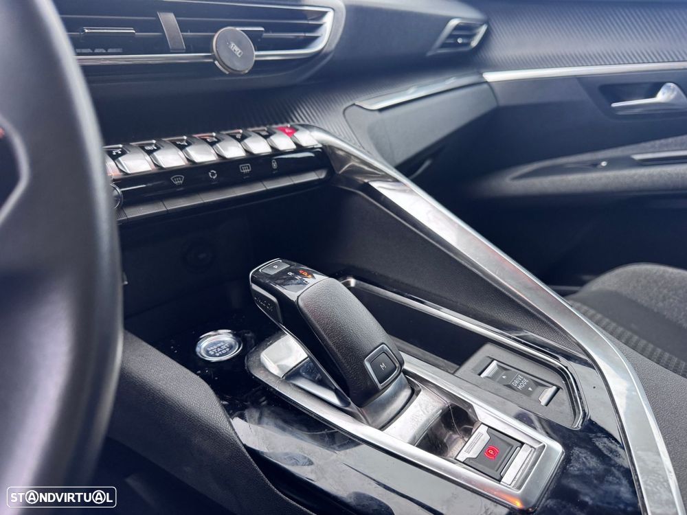 Peugeot 3008 PureTech 130 Stop & Start GPF EAT8 Active Business-Pack - 10