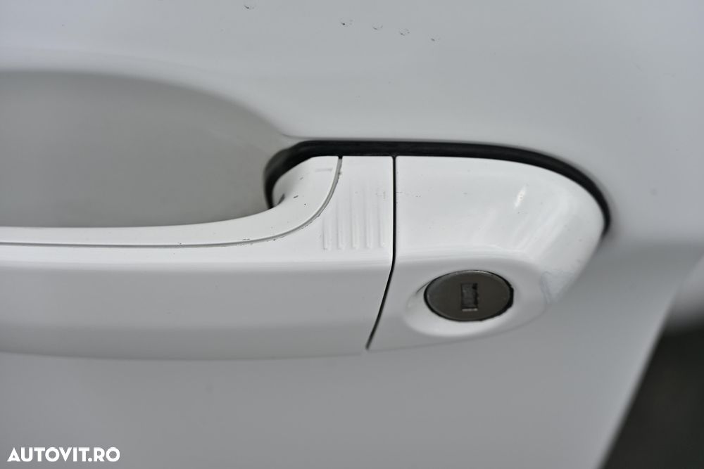 BMW Seria 3 - 39