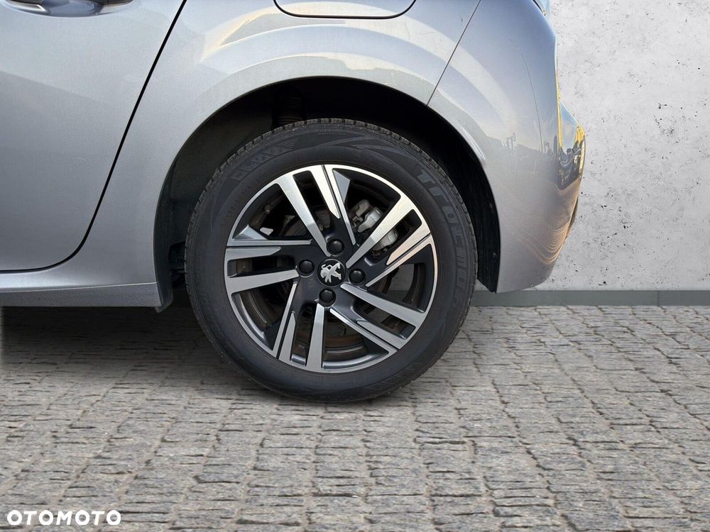 Peugeot 208 - 20