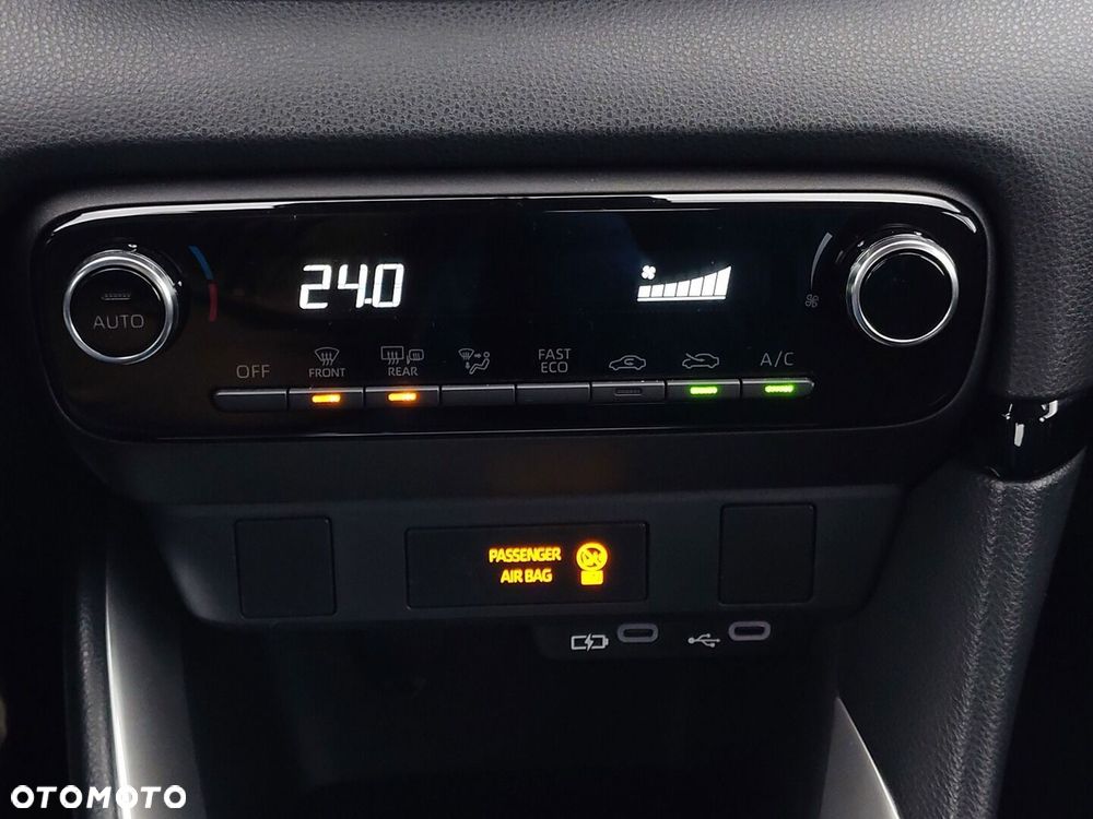Toyota Yaris - 21