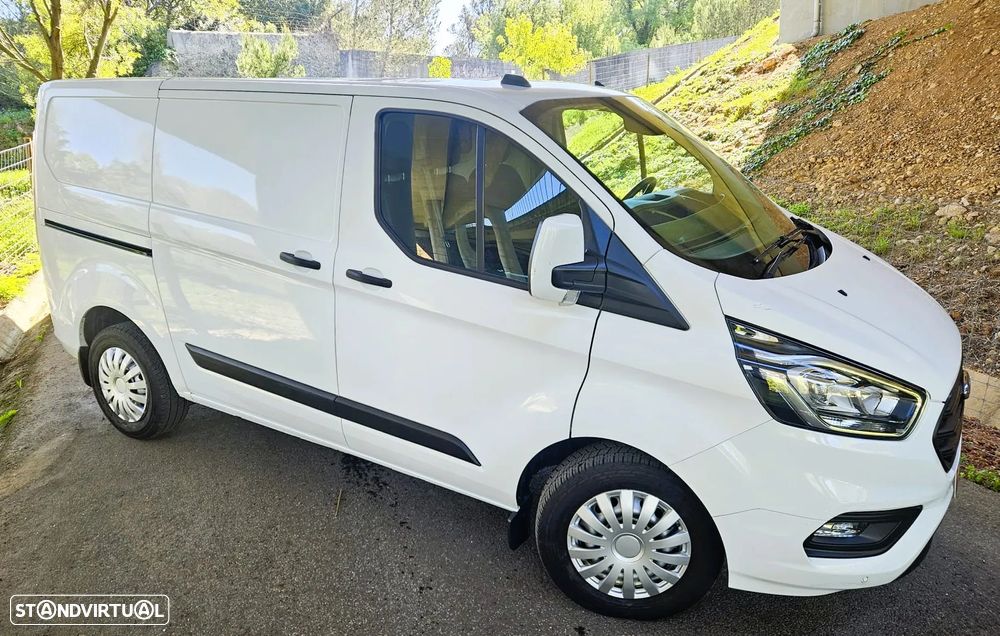 Ford Transit Custom L1H1 2.0 TDCI IVA DEDUTIVEL - 3
