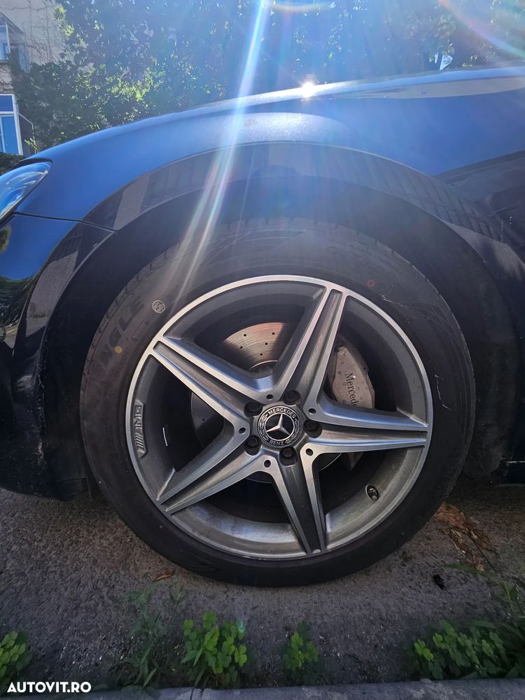 Mercedes-Benz E 220 d 4Matic 9G-TRONIC AMG Line - 2