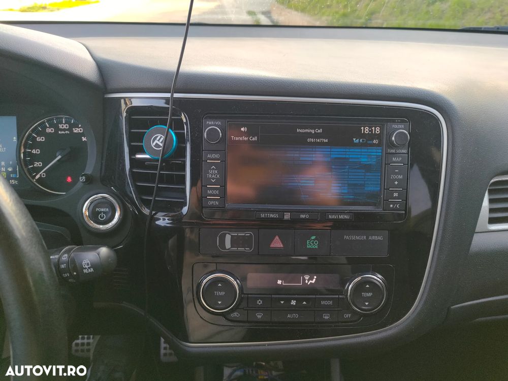 Mitsubishi Outlander 2.0 Litre DOHC MIVEC 4WD Instyle Navi - 6