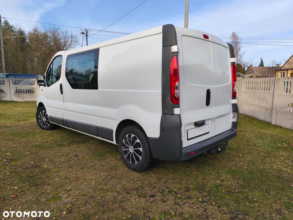 Opel VIVARO - 8