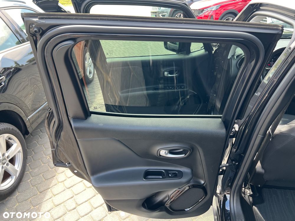Jeep Renegade 1.4 MultiAir Limited FWD S&S - 17