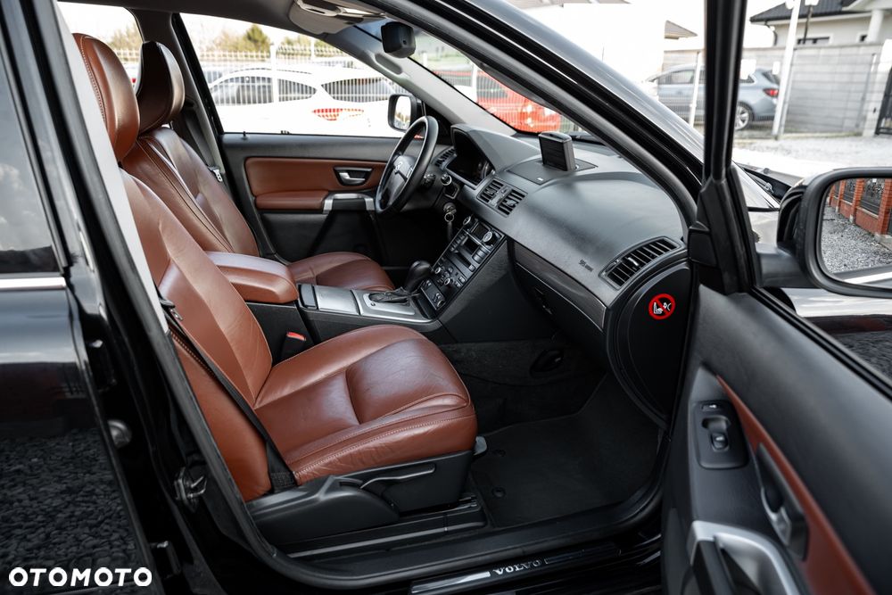 Volvo XC 90 D5 Sport - 23