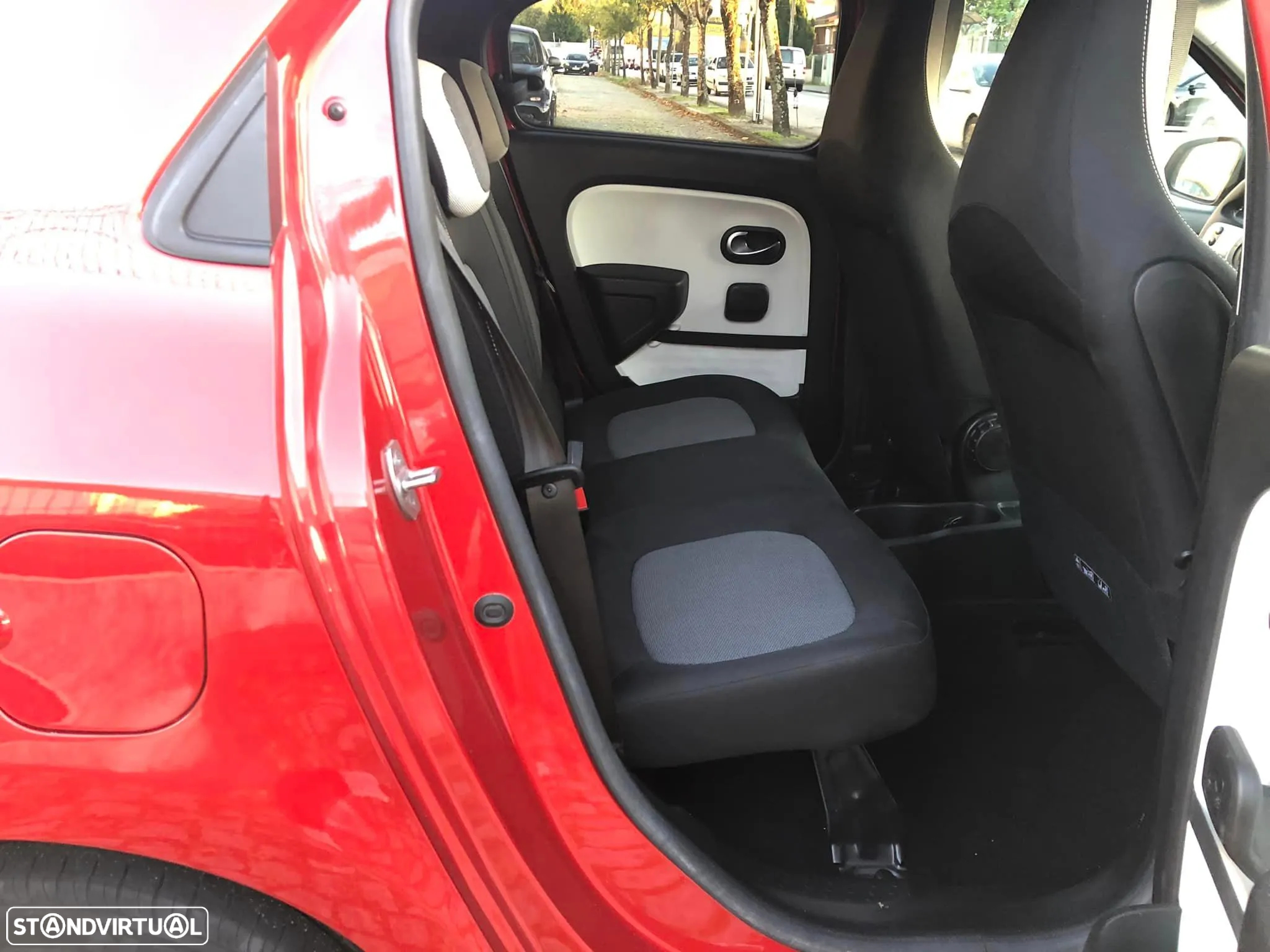 Renault Twingo 1.0 SCe Zen - 10
