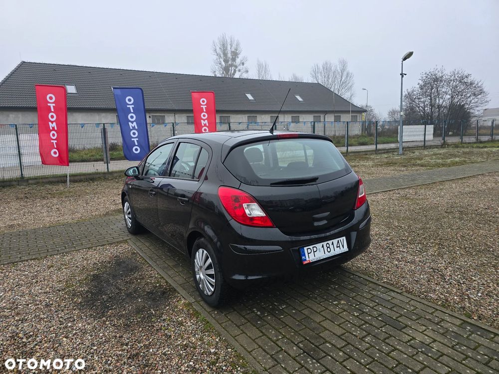Opel Corsa 1.2 16V Enjoy - 8