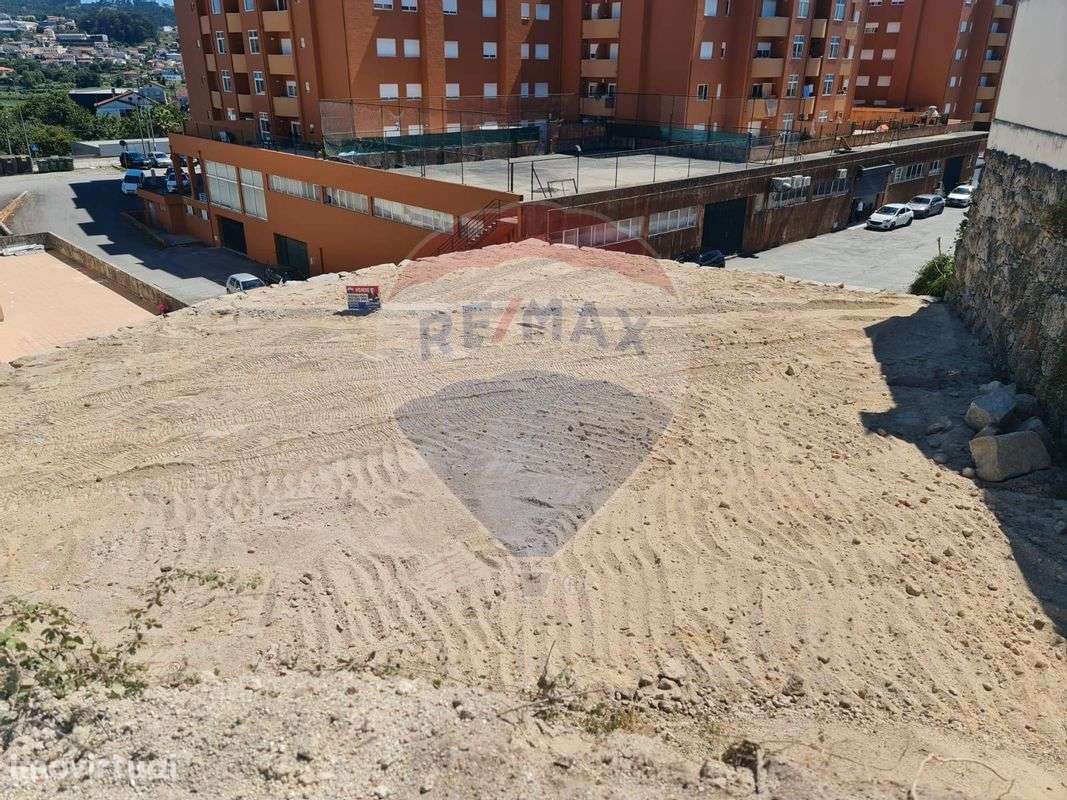 Terreno  para venda - Grande imagem: 2/9