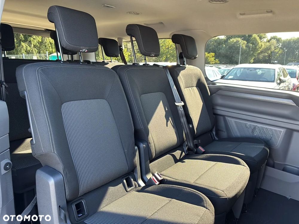 Volkswagen Caravelle 2.0 TDI L2 - 15