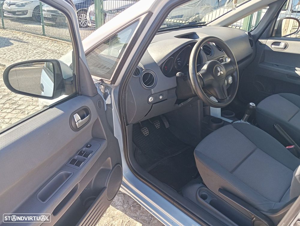Mitsubishi Colt 1.1 Inform RCD/AC - 5
