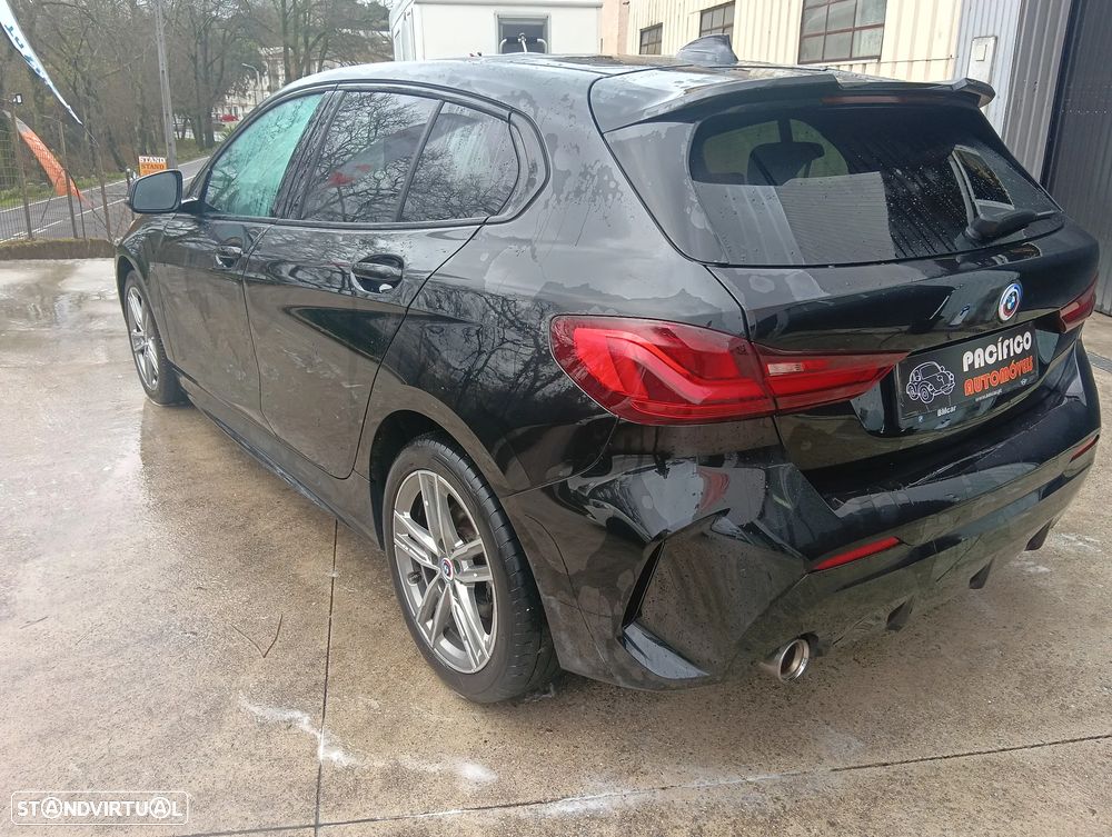 BMW 116 d Pack Desportivo M Auto - 8