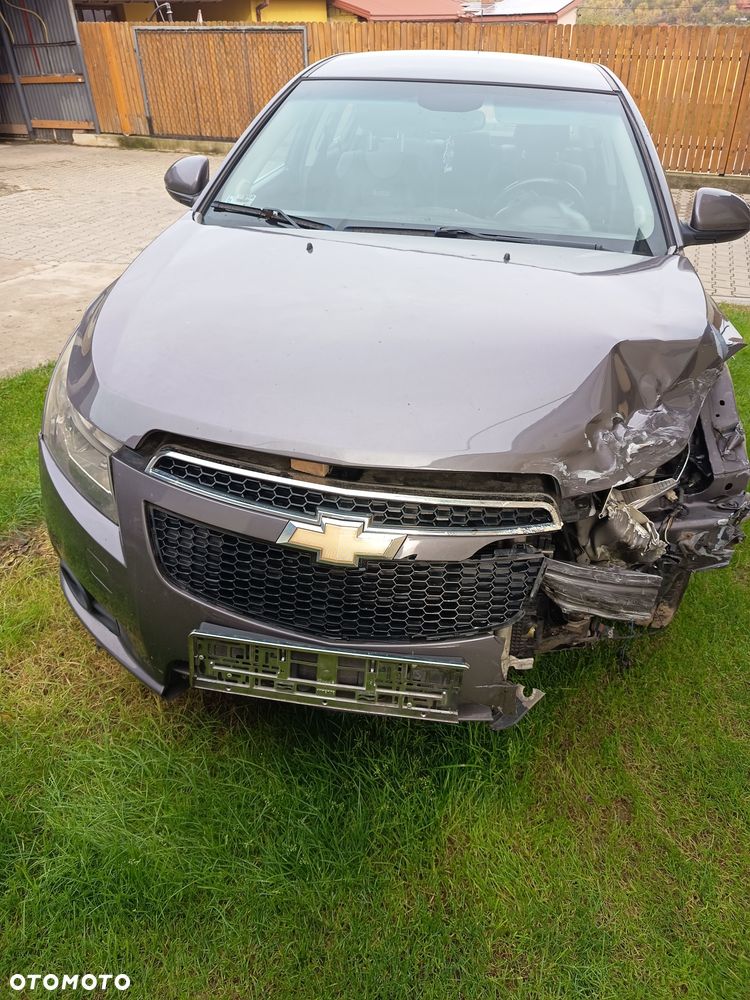 Chevrolet Cruze - 4