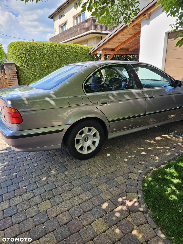 BMW Seria 5 - 1