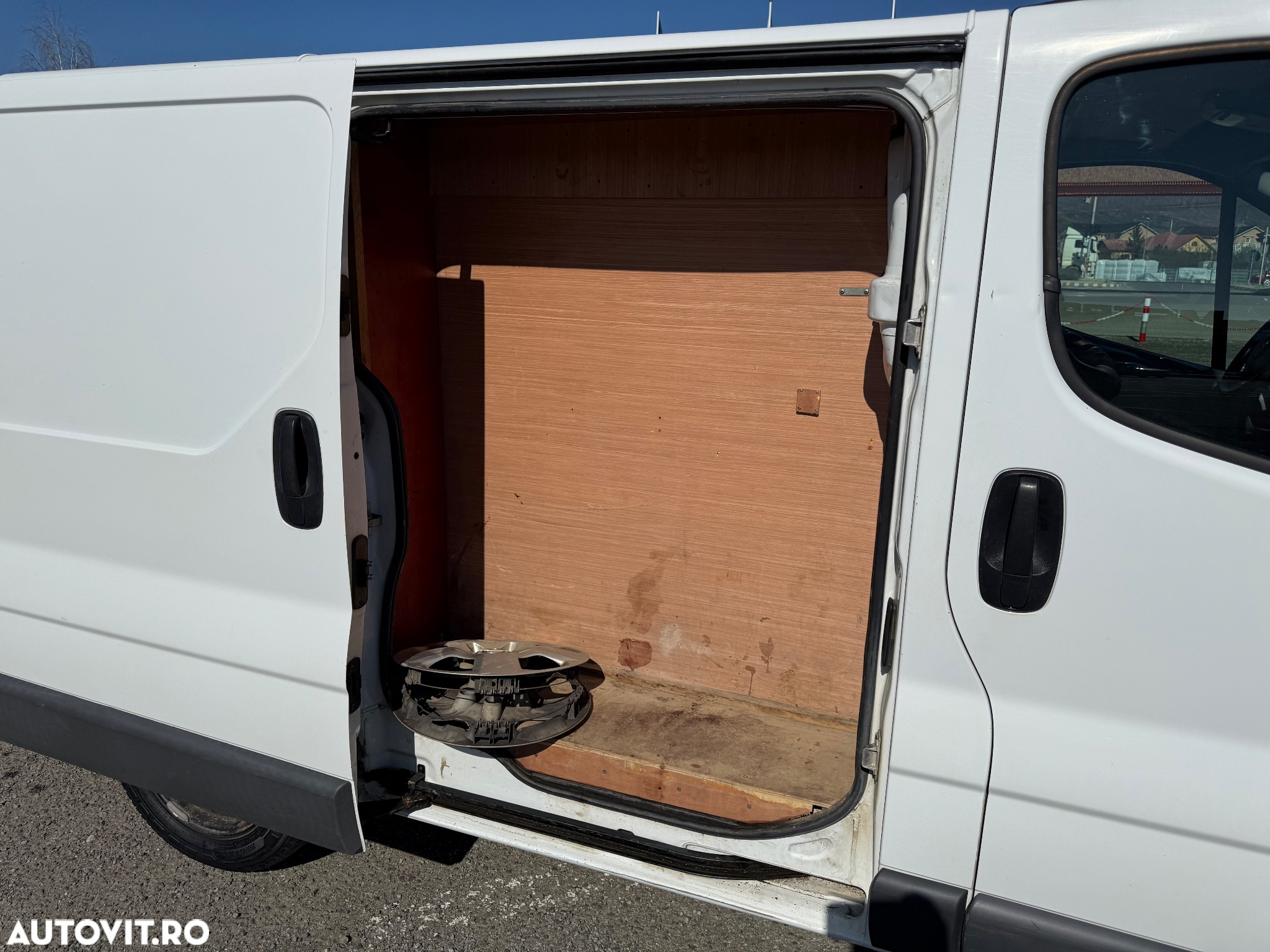 Opel Vivaro - 23