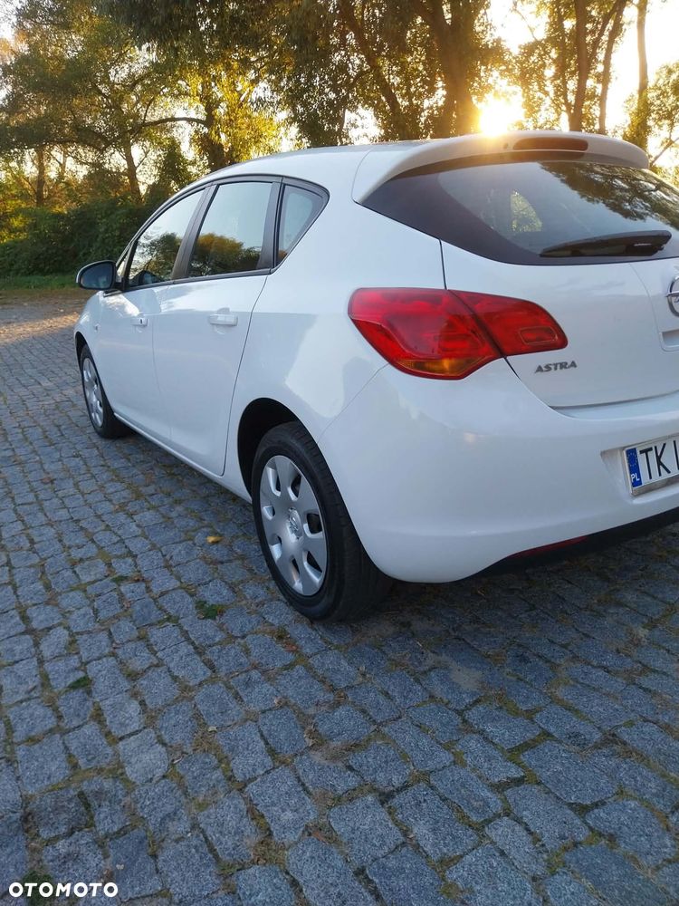 Opel Astra - 13