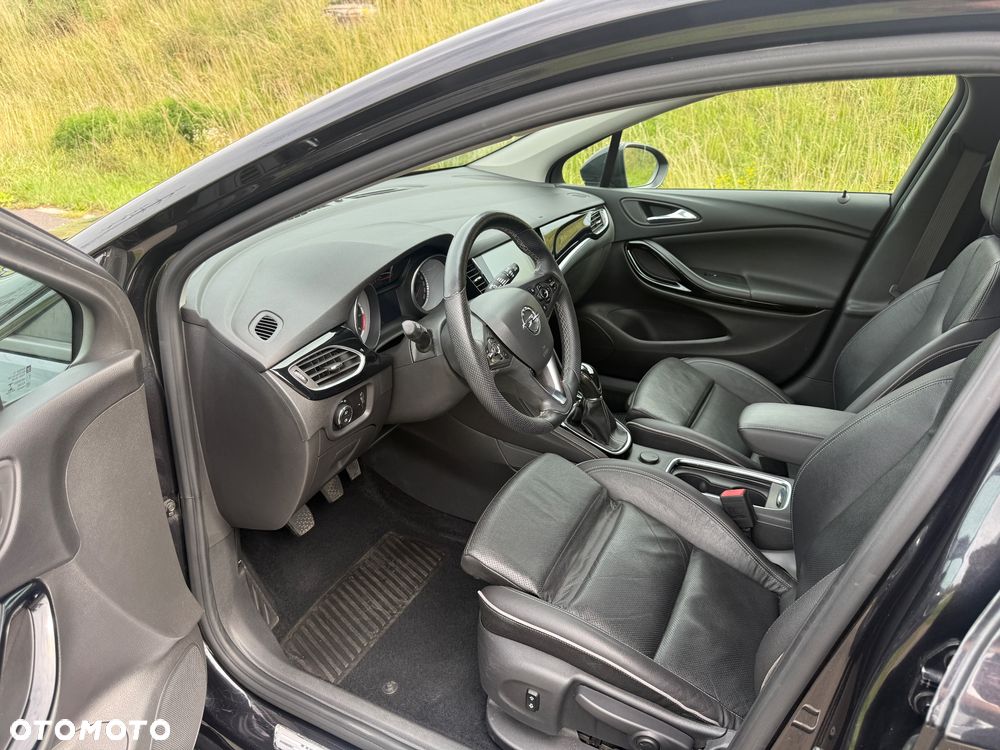 Opel Astra 1.6 CDTI Elite S&S - 11