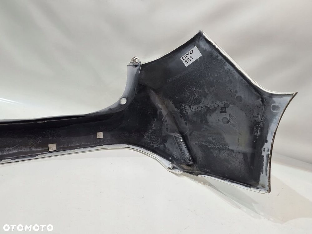 ZDERZAK TYŁ TOYOTA COROLLA E21 18r KOMBI - 12