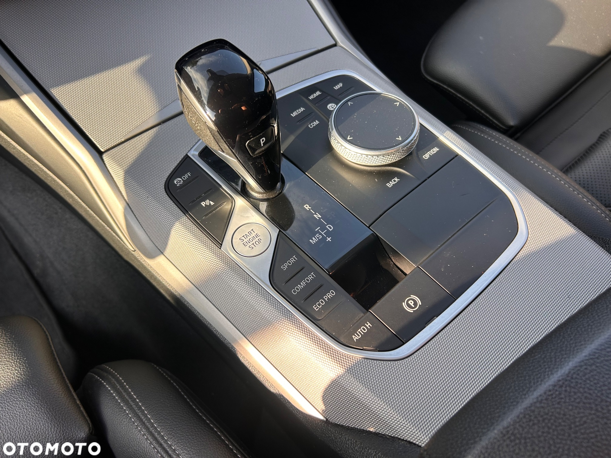 BMW Seria 3 318d Sport Line - 21
