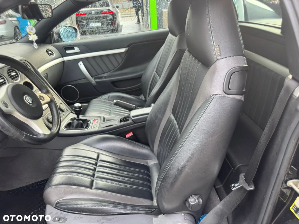 Alfa Romeo Spider 2.4 JTDM 20V DPF Exclusive - 6