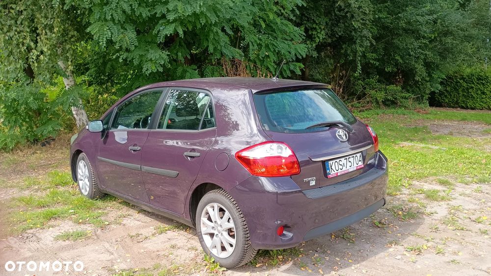 Toyota Auris 1.4 D-4D 2010 - 2