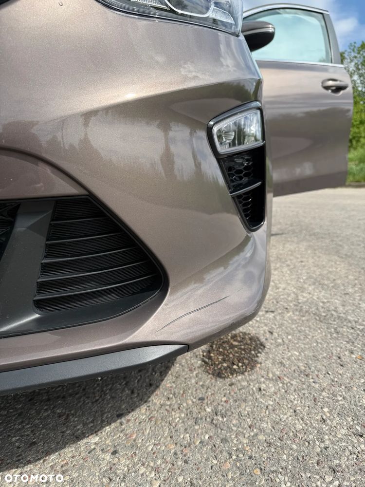 Kia Ceed 1.4 T-GDI L Business Line - 17