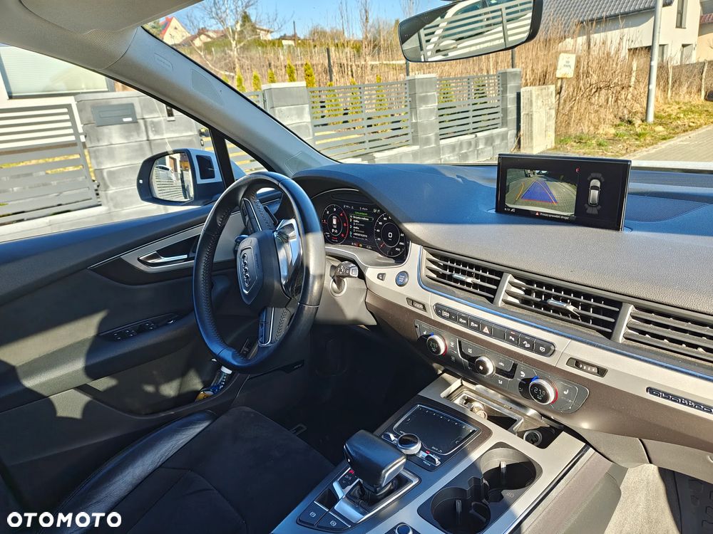 Audi Q7 - 19