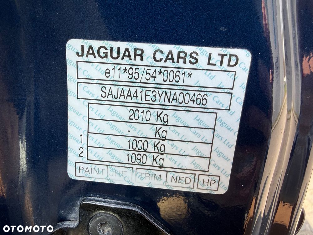 Jaguar XK8 - 16