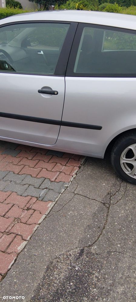 Volkswagen Polo 1.4 Tour - 10