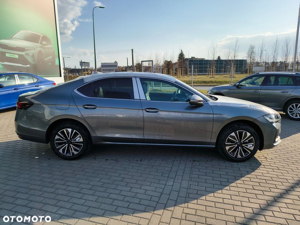 Skoda Superb 2.0 TDI SCR Edition 130 DSG - 9