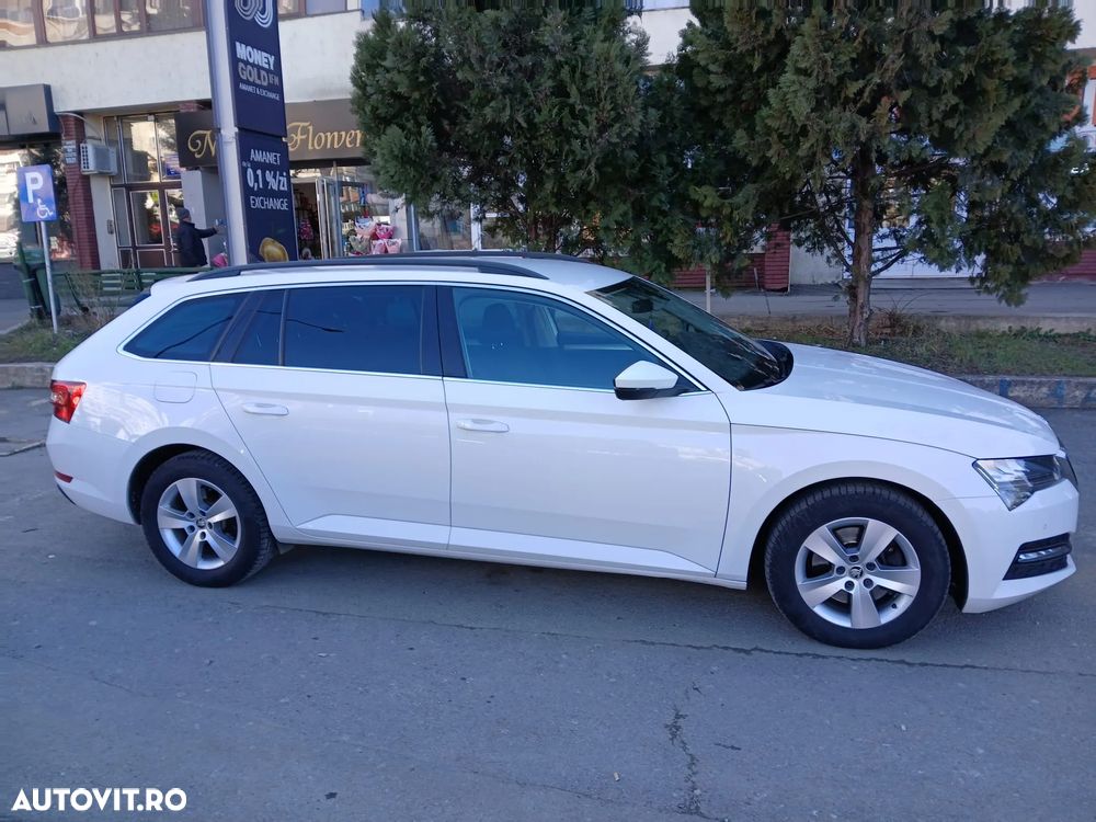 Skoda Superb 2.0 TDI DSG Style - 3