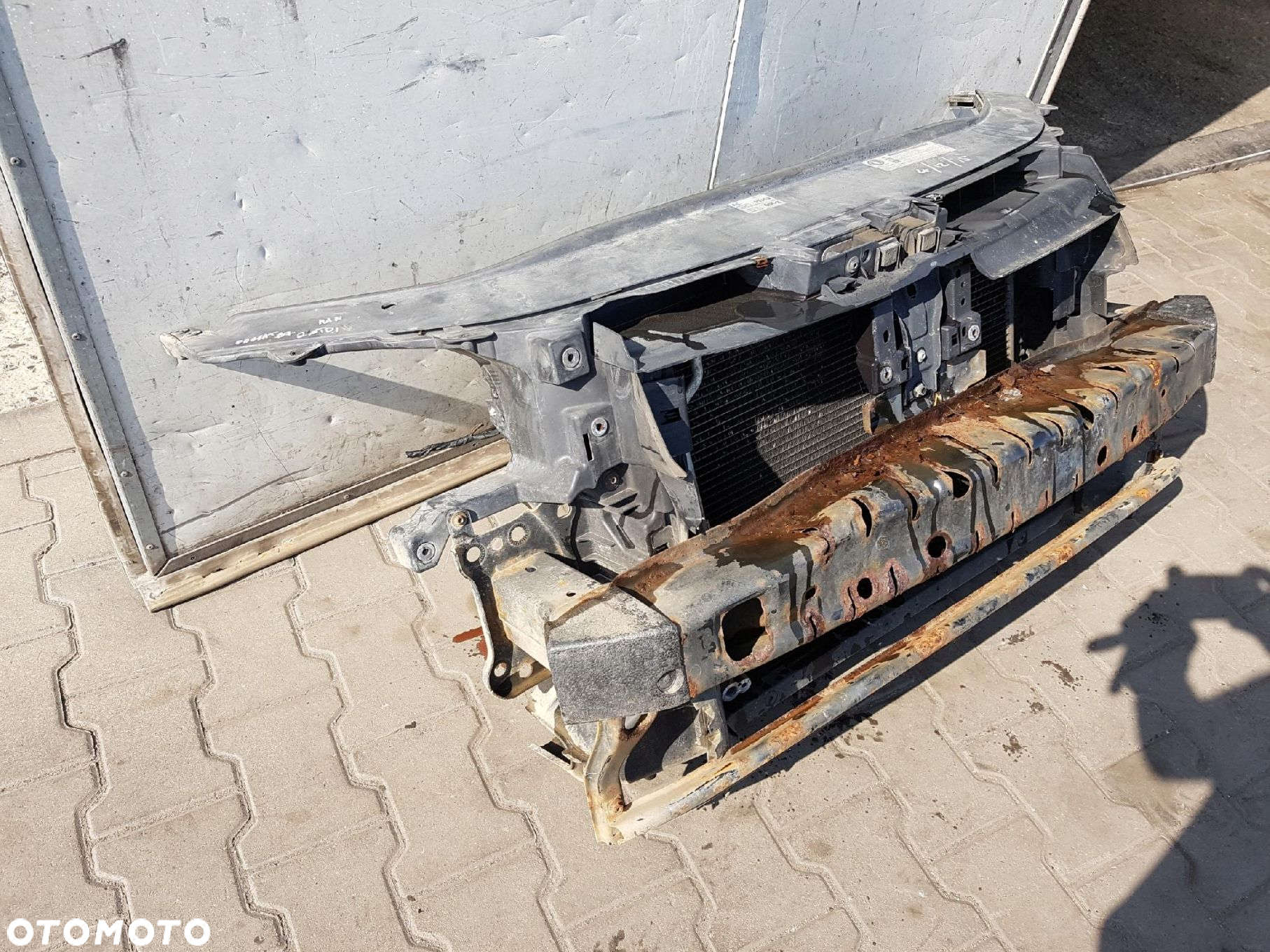 VW PASSAT B7 10-14r 2.0 TDI PAS PRZEDNI CHŁODNICE - 5