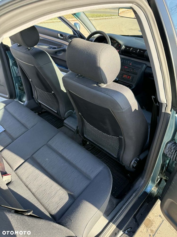 Audi A4 Avant - 6
